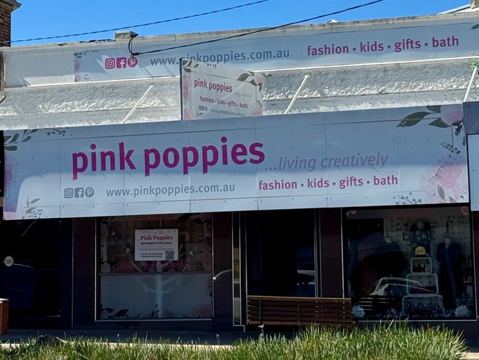 established-fashion-gift-lifestyle-boutique-stanthorpe-1