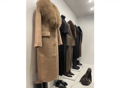 a-rare-opportunity-to-own-la-mode-first-time-ever-offered-for-sale-2