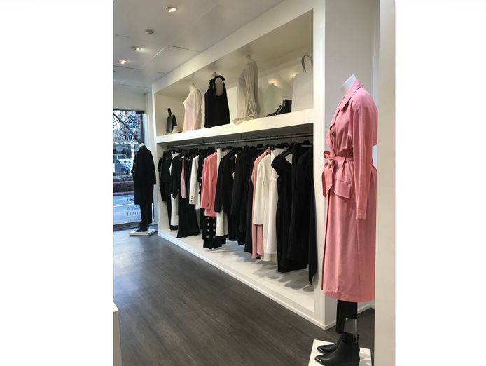 a-rare-opportunity-to-own-la-mode-first-time-ever-offered-for-sale-5