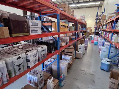 wholesale-distributor-packaging-cleaning-products-to-restaurants-commercial-2