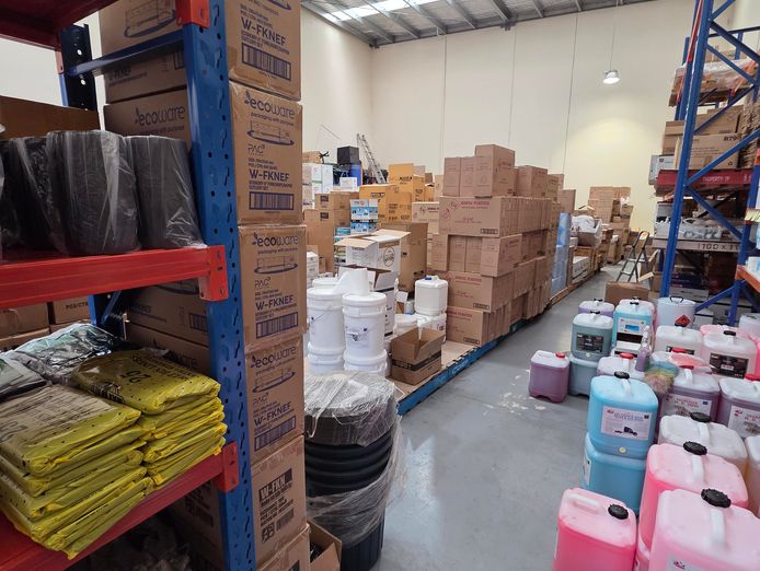 wholesale-distributor-packaging-cleaning-products-to-restaurants-commercial-3