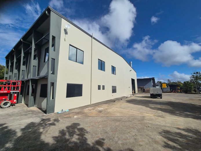 established-sunshine-coast-painting-business-1m-revenue-1