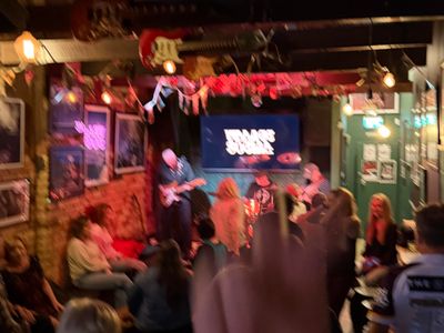 iconic-live-music-venue-2
