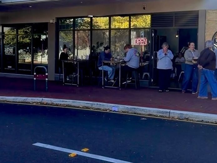 mount-lawley-cafe-for-sale-2