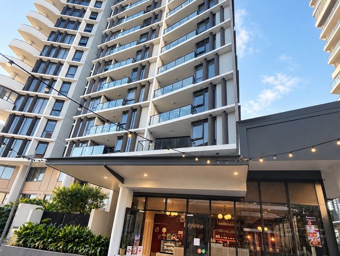 beautifully-fitted-waterfront-cafe-dessert-bar-portside-wharf-hamilton-0