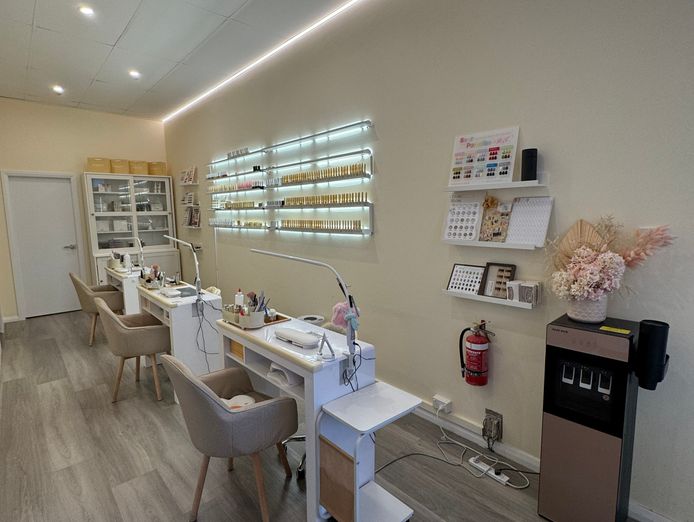 renovated-beauty-salon-fit-out-equipment-for-sale-burwood-6