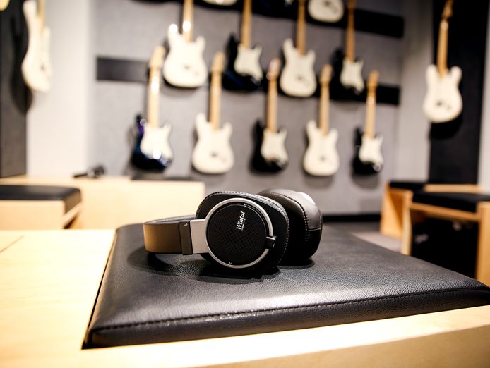 business-for-sale-established-melbourne-cbd-music-school-retail-hub-90-000-2