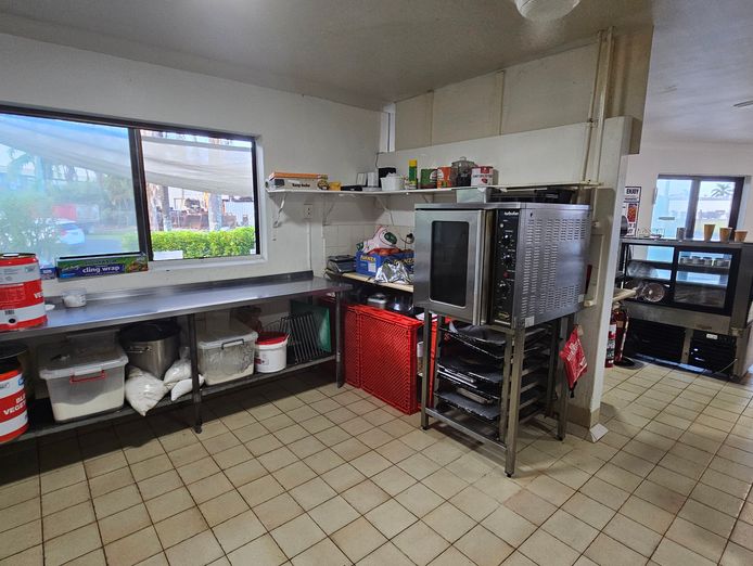 established-ballina-cafe-for-sale-8