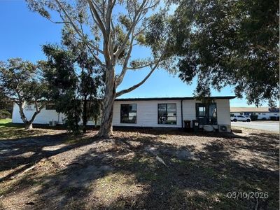 iconic-moorabbin-flight-school-for-sale-3