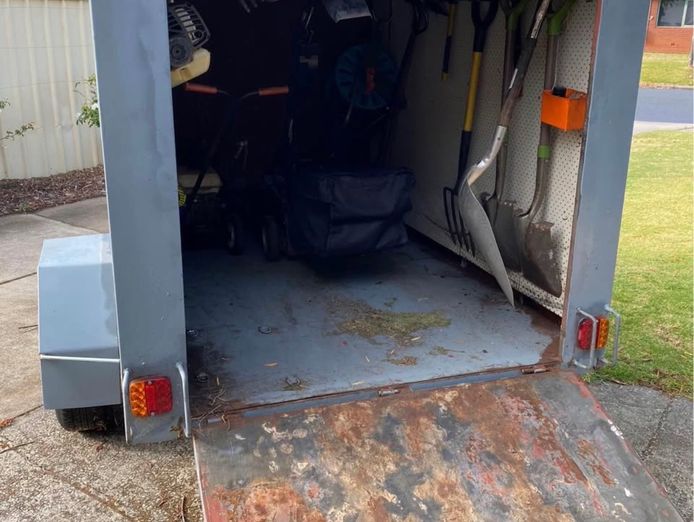 gardening-business-for-sale-luxury-ute-trailer-equipment-clients-included-3