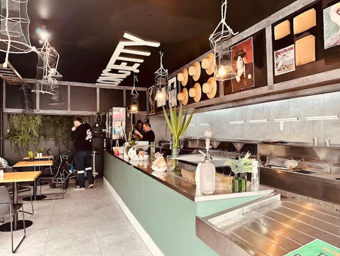 the-pelican-established-takeaway-business-for-sale-long-jetty-1