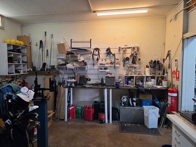 narrabri-indoor-golf-pro-shop-narrabri-golf-club-nsw-5