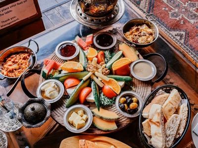 rare-opportunity-established-cafe-restaurant-for-sale-in-newtown-sydney-2
