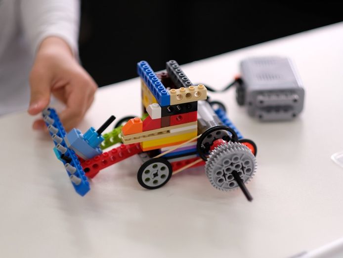 young-engineers-greater-brisbane-established-stem-education-franchise-3